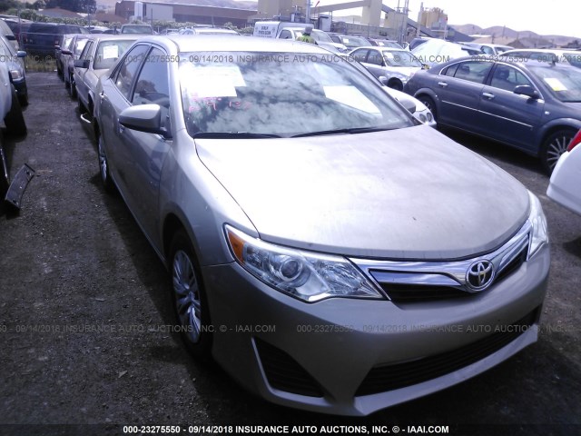 4T4BF1FK4ER370844 - 2014 TOYOTA CAMRY L/SE/LE/XLE Qızıl foto 1