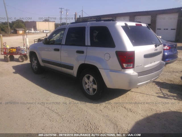 1J4GR48K25C705531 - 2005 JEEP GRAND CHEROKEE LAREDO/COLUMBIA/FREEDOM 银色 照片 3