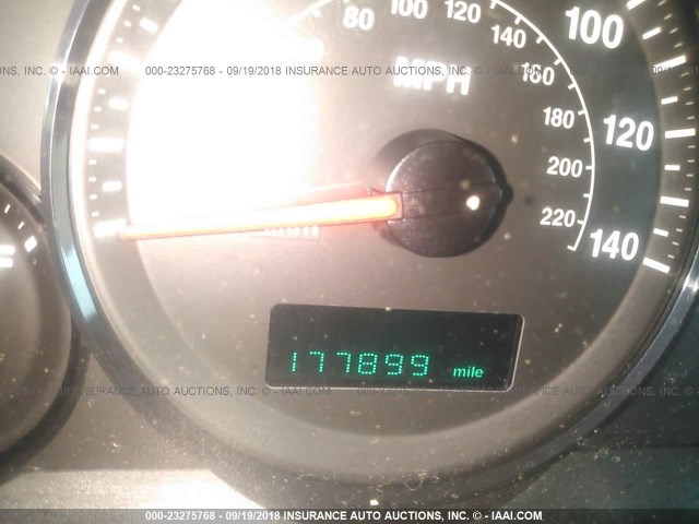 1J4GR48K25C705531 - 2005 JEEP GRAND CHEROKEE LAREDO/COLUMBIA/FREEDOM 银色 照片 7