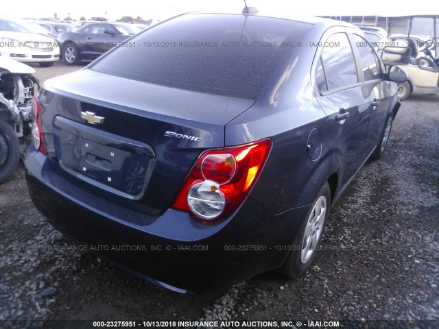 1G1JA5SH8F4164429 - 2015 CHEVROLET SONIC LS 蓝色 照片 4