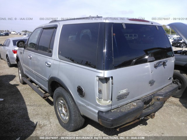 1FMPU16L2YLA03384 - 2000 FORD EXPEDITION XLT SILVER photo 3