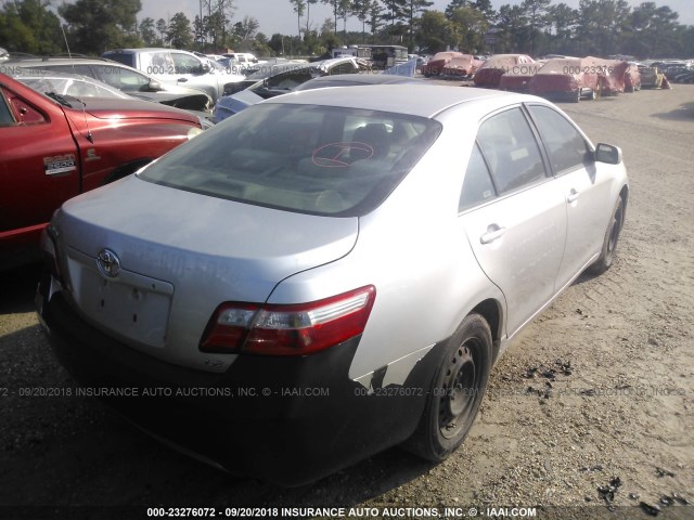 4T1BE46KX9U351901 - 2009 TOYOTA CAMRY SE/LE/XLE ვერცხლისფერი ფოტო 4