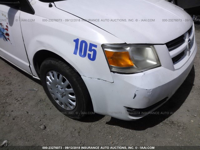 1D8HN44H78B145291 - 2008 DODGE GRAND CARAVAN SE WHITE photo 6