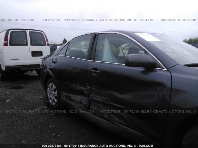 4T1BF3EK1BU200363 - 2011 TOYOTA CAMRY SE/LE/XLE 灰色 照片 6