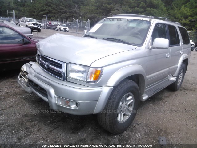 JT3GN87RXX0101127 - 1999 TOYOTA 4RUNNER LIMITED SILVER photo 2