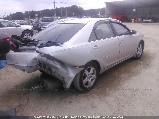 4T1BF30K52U002263 - 2002 TOYOTA CAMRY LE/XLE/SE Gümüş foto 4