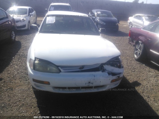 JT2BG12K7T0400952 - 1996 TOYOTA CAMRY DX/LE/XLE WHITE photo 6