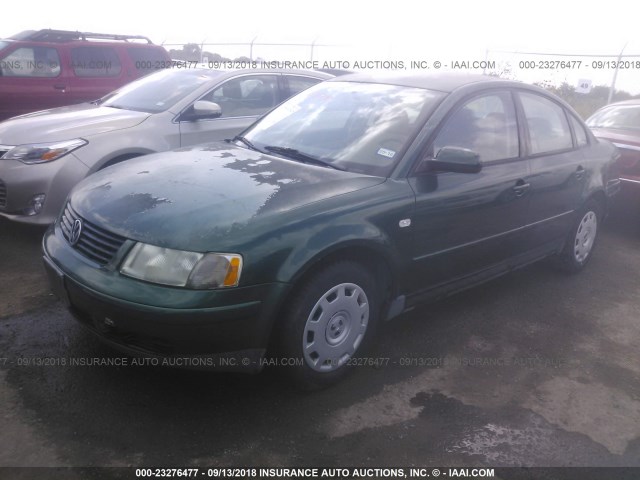 WVWAH63B01P013966 - 2001 VOLKSWAGEN PASSAT GLS GREEN photo 2