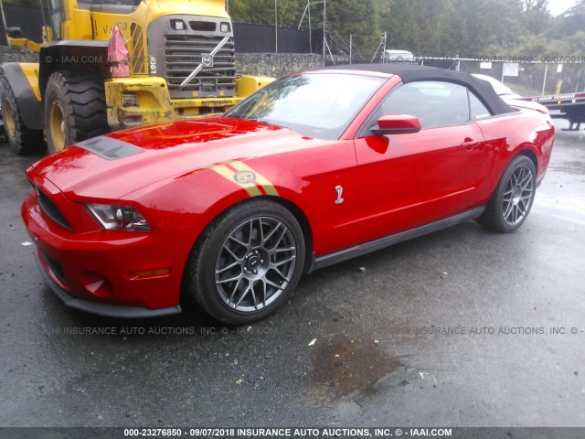 1ZVBP8KS0C5202410 - 2012 FORD MUSTANG SHELBY GT500 RED photo 2