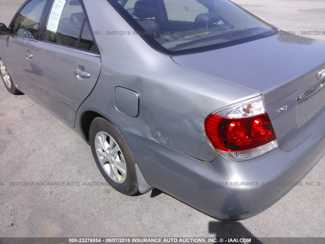 4T1BF32KX5U617750 - 2005 TOYOTA CAMRY LE/XLE/SE 银色 照片 6
