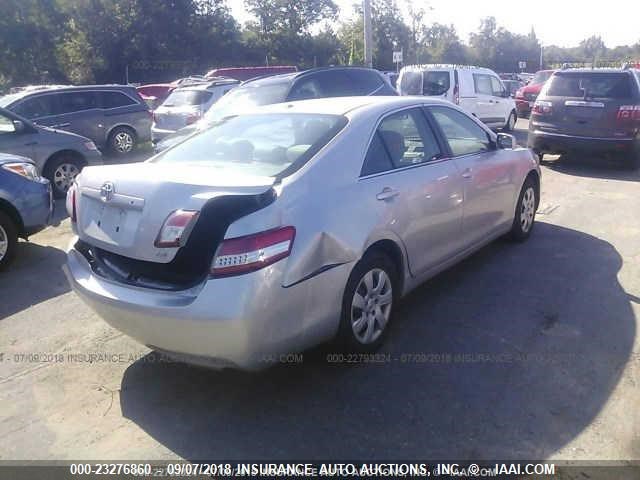 4T1BF3EK4AU560970 - 2010 TOYOTA CAMRY SE/LE/XLE ვერცხლისფერი ფოტო 4