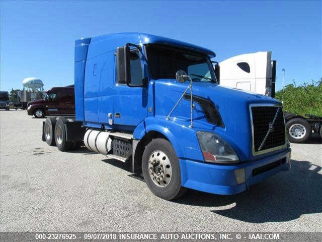 4V4NC9EH88N264232 - 2008 VOLVO VNL670  Unknown photo 3