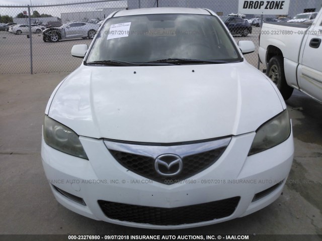 JM1BK12F171618846 - 2007 MAZDA 3 I WHITE photo 6