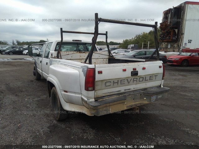 1GTHK33R5TF020643 - 1996 GMC SIERRA K3500 WHITE photo 3