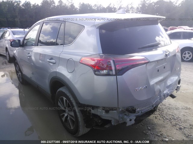 2T3WFREV1JW447807 - 2018 TOYOTA RAV4 ADVENTURE/XLE 银色 照片 3