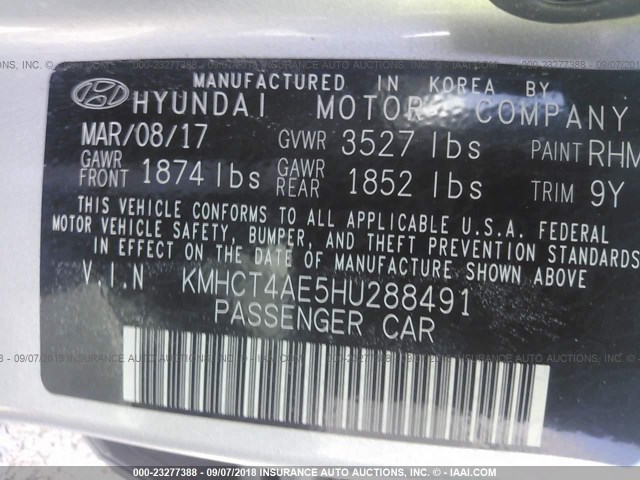 KMHCT4AE5HU288491 - 2017 HYUNDAI ACCENT SE SILVER photo 9