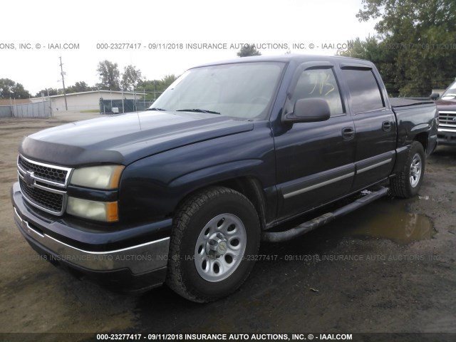 2GCEC13T261181284 - 2006 CHEVROLET SILVERADO C1500 BLUE photo 2