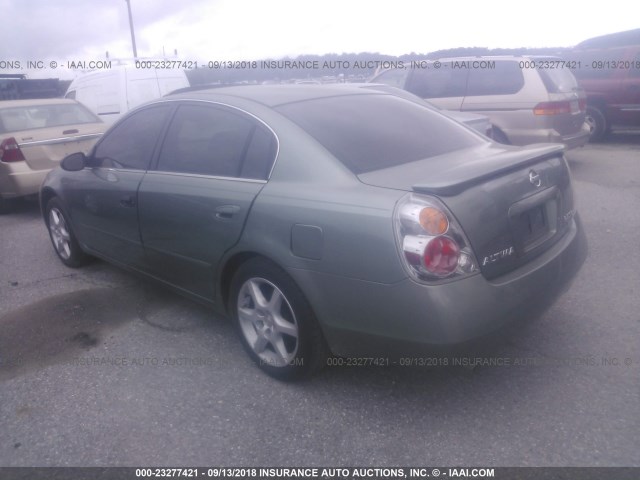 1N4BL11E62C104628 - 2002 NISSAN ALTIMA SE GREEN photo 3