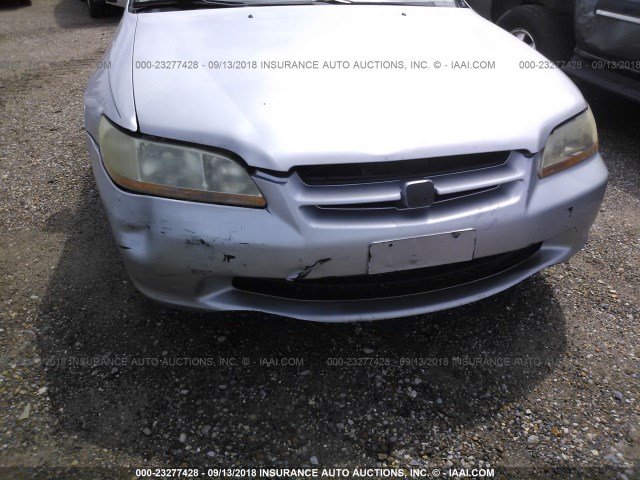 JHMCG56752C006323 - 2002 HONDA ACCORD SE SILVER photo 6