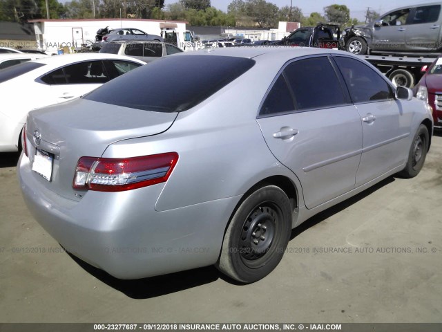 4T4BF3EK5AR076571 - 2010 TOYOTA CAMRY SE/LE/XLE 银色 照片 4