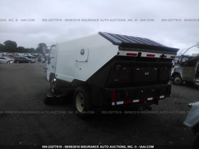 J8DE5B14847901259 - 2004 GMC 5500 W55042 WHITE photo 3