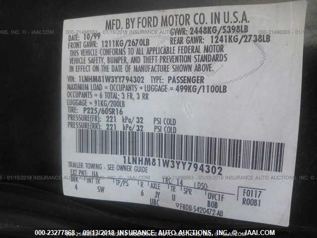 1LNHM81W3YY794302 - 2000 LINCOLN TOWN CAR EXECUTIVE BLACK photo 9