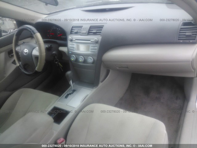 4T1BE46K57U537780 - 2007 TOYOTA CAMRY NEW GENERAT CE/LE/XLE/SE Champagne photo 5