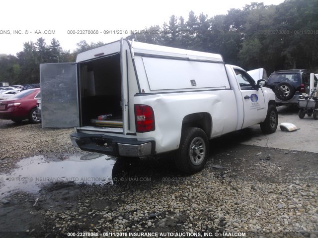 1GCEC14X67Z610145 - 2007 CHEVROLET SILVERADO C1500 CLASSIC WHITE photo 4