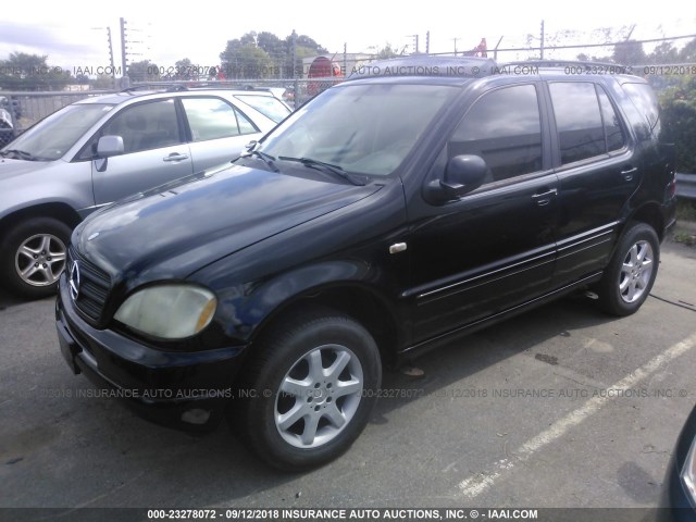 4JGAB72EXXA087972 - 1999 MERCEDES-BENZ ML 430 黑色 照片 2