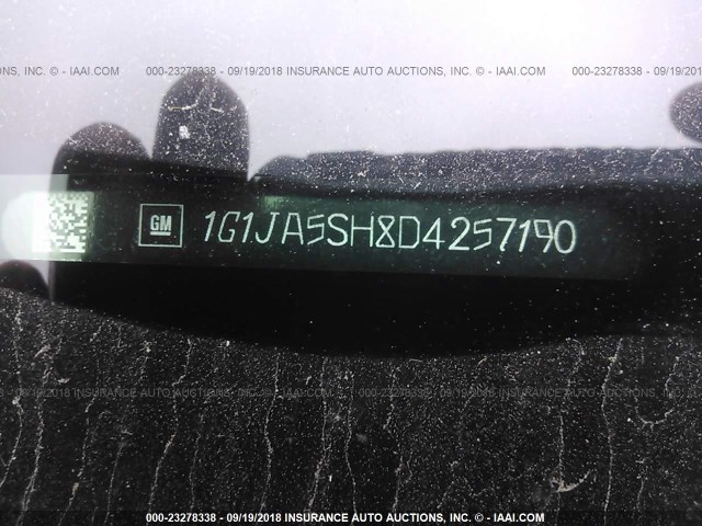 1G1JA5SH8D4257190 - 2013 CHEVROLET SONIC LS BLUE photo 9