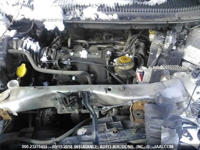 2B4GP44R92R587430 - 2002 DODGE GRAND CARAVAN SPORT SILVER photo 10