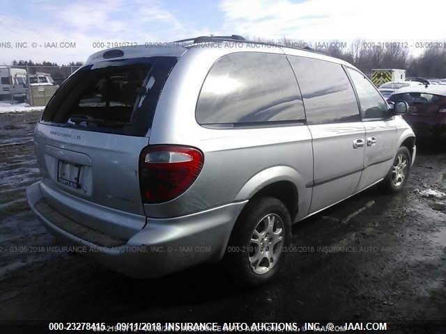 2B4GP44R92R587430 - 2002 DODGE GRAND CARAVAN SPORT SILVER photo 4