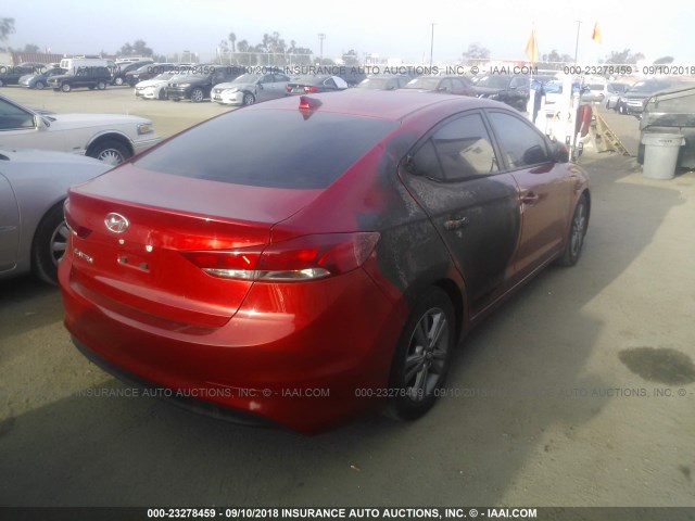 5NPD84LF8HH139700 - 2017 HYUNDAI ELANTRA SE/VALUE/LIMITED RED photo 4