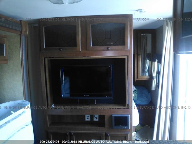 5SFNB3127DE251864 - 2013 HEARTLAND NORTH TRAIL  白色 照片 5