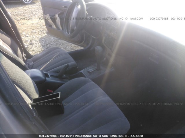 4T1SK11E4NU068302 - 1992 TOYOTA CAMRY DLX 银色 照片 5