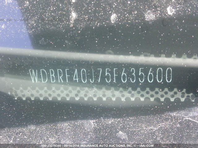 WDBRF40J75F635600 - 2005 MERCEDES-BENZ C 230K SPORT SEDAN WHITE photo 9