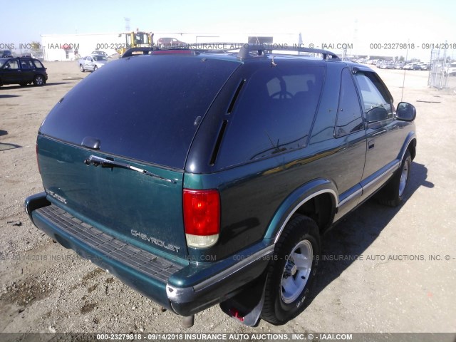 1GNCS18WXTK211163 - 1996 CHEVROLET BLAZER GREEN photo 4