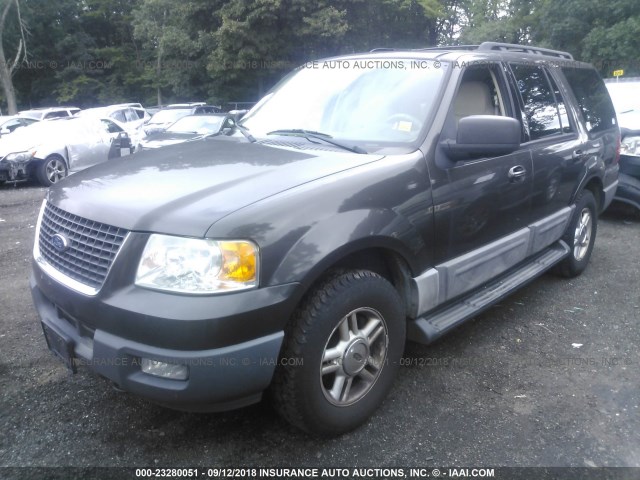 1FMFU16506LA95444 - 2006 FORD EXPEDITION XLT GRAY photo 2