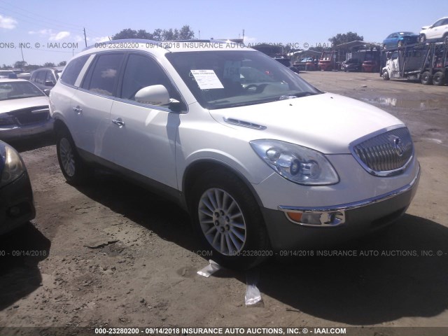 5GALRBED5AJ179613 - 2010 BUICK ENCLAVE CXL WHITE photo 1