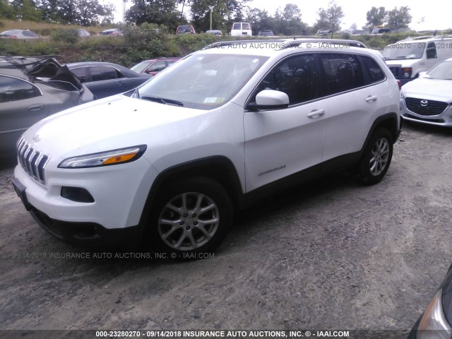 1C4PJMCSXGW148759 - 2016 JEEP CHEROKEE LATITUDE WHITE photo 2