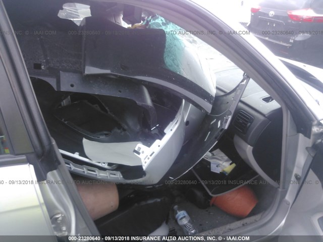 JF1SG65664H767577 - 2004 SUBARU FORESTER 2.5XS Argent photo 5