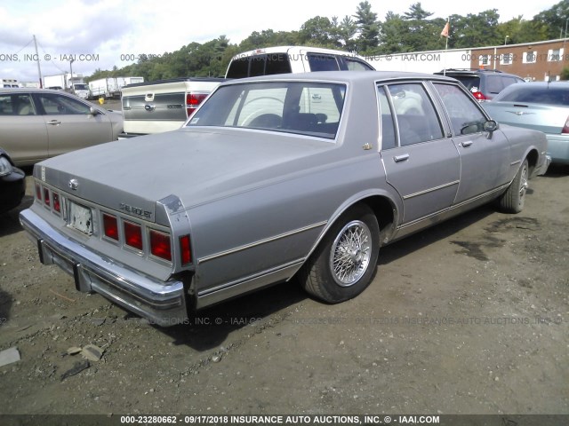 2G1AN69H1D1243160 - 1983 CHEVROLET CAPRICE CLASSIC GRAY photo 4