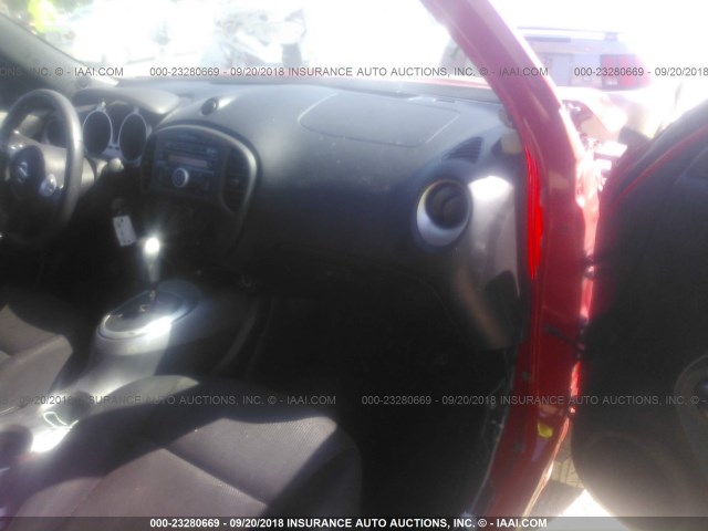 JN8AF5MV2ET357678 - 2014 NISSAN JUKE S/SV/SL/NISMO RED photo 5