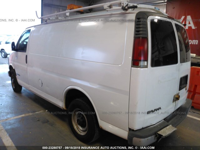 1GTGG25R8Y1242344 - 2000 GMC SAVANA G2500 WHITE photo 3