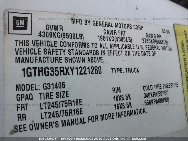 1GTHG35RXY1221280 - 2000 GMC SAVANA G3500 WHITE photo 9