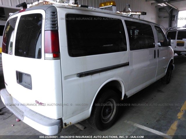 1GTGG25R9Y1246435 - 2000 GMC SAVANA G2500 WHITE photo 4