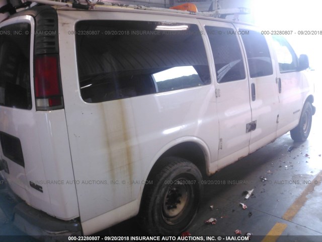 1GTGG25R1Y1181922 - 2000 GMC SAVANA G2500 WHITE photo 4