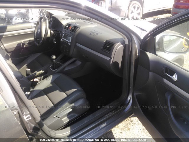 3VWRJ71K39M033675 - 2009 VOLKSWAGEN JETTA WOLFSBURG 灰色 照片 5