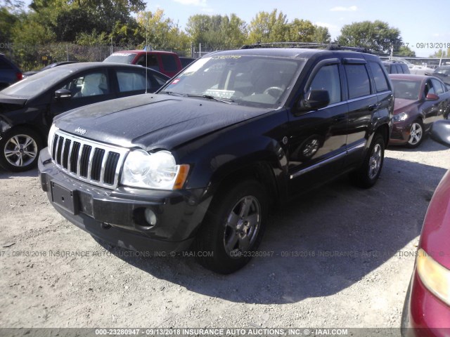 1J8HR58245C555057 - 2005 JEEP GRAND CHEROKEE LIMITED BLACK photo 2