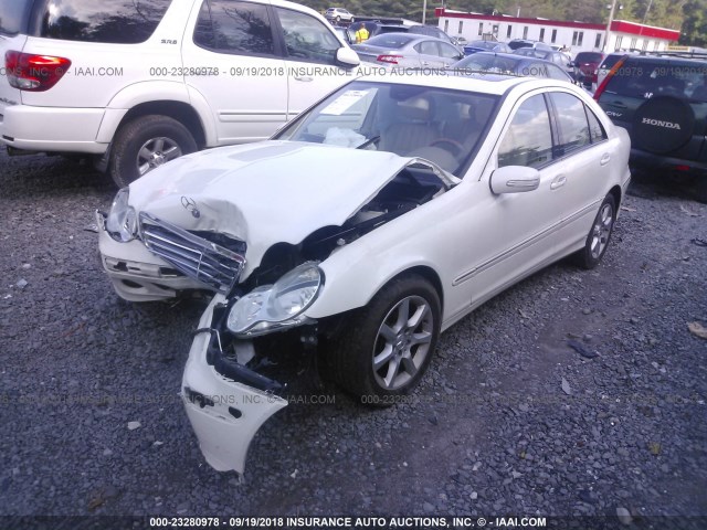 WDBRF92H57F883869 - 2007 MERCEDES-BENZ C 280 4MATIC Biały zdjęcie 2
